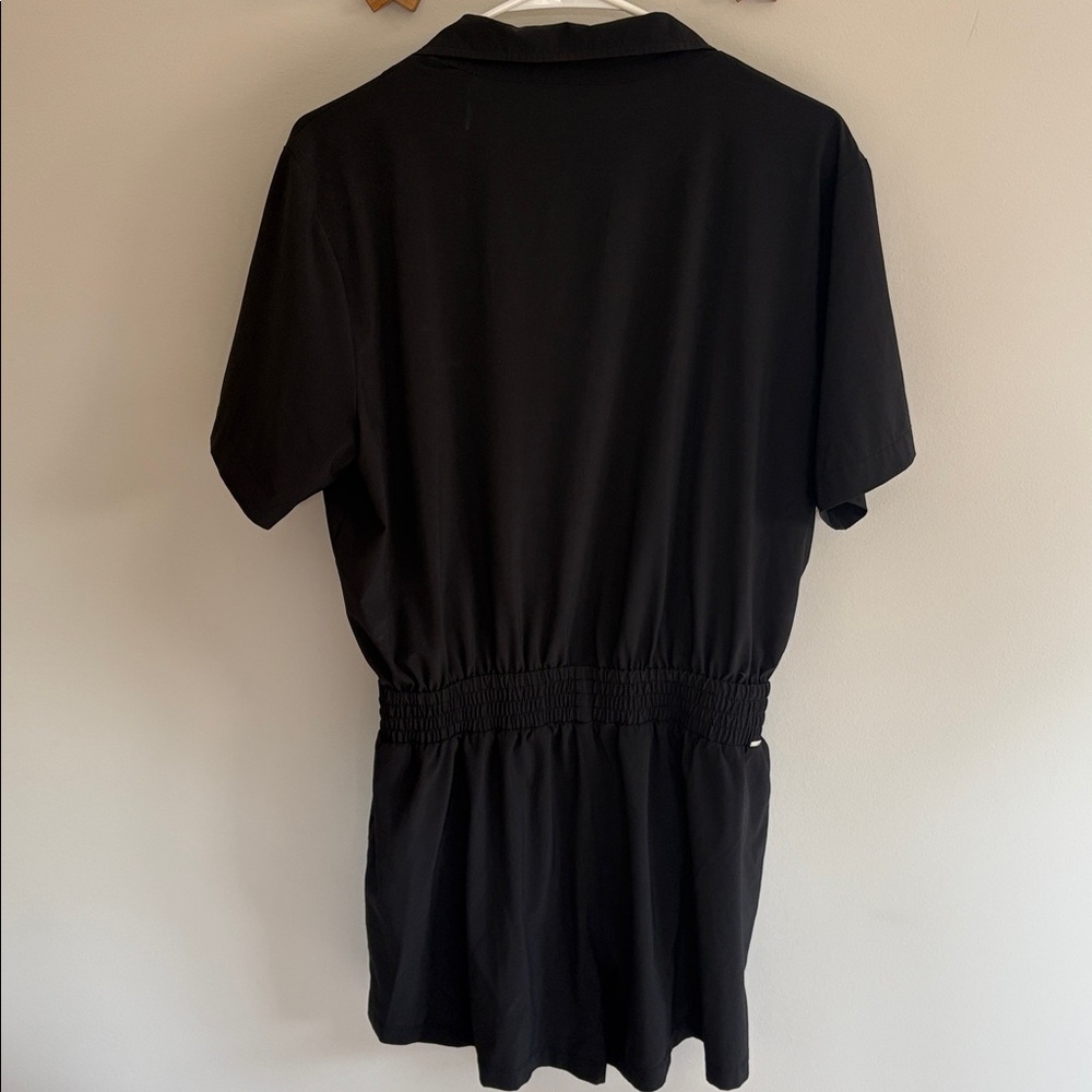 Vuori Villa Romper Black Short Sleeve Size Large - Picture 4 of 7